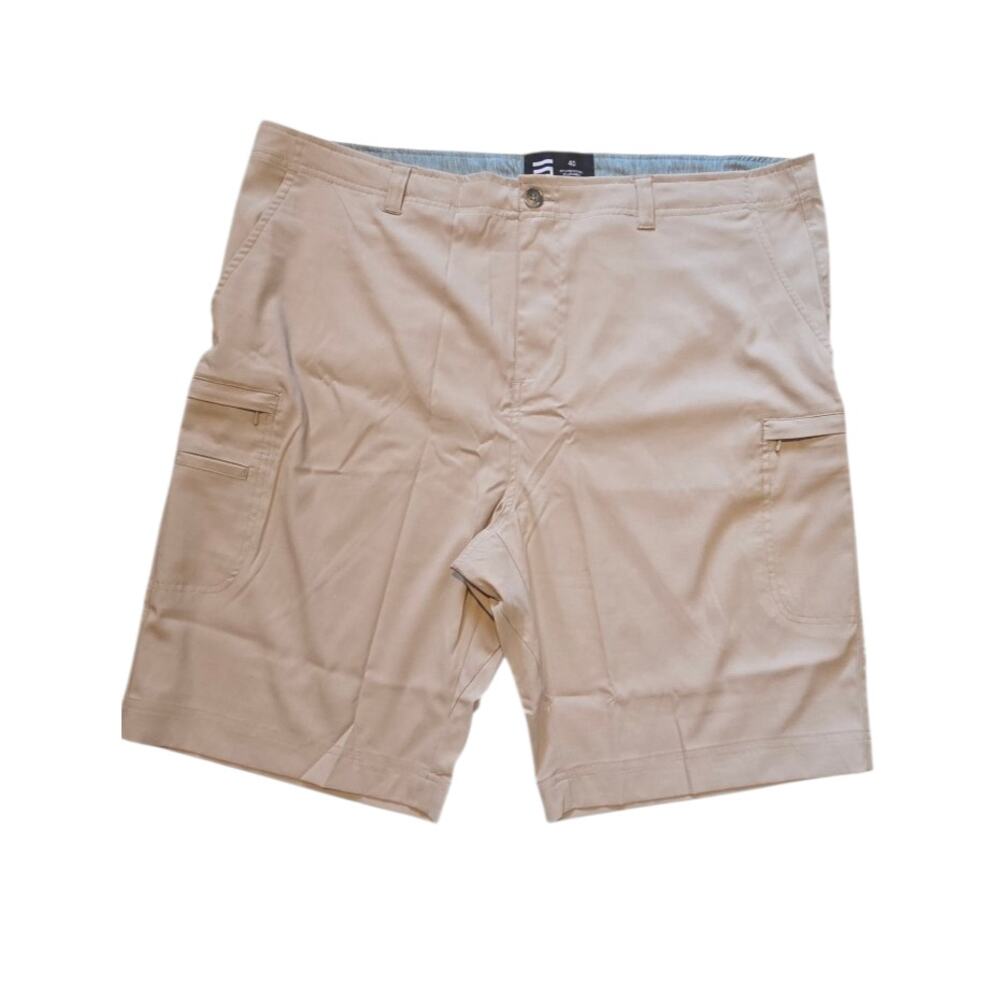 Three Sixty Six Cargo Golf Shorts Sz 40, 10" Inseam Length, Stretch Light Khaki